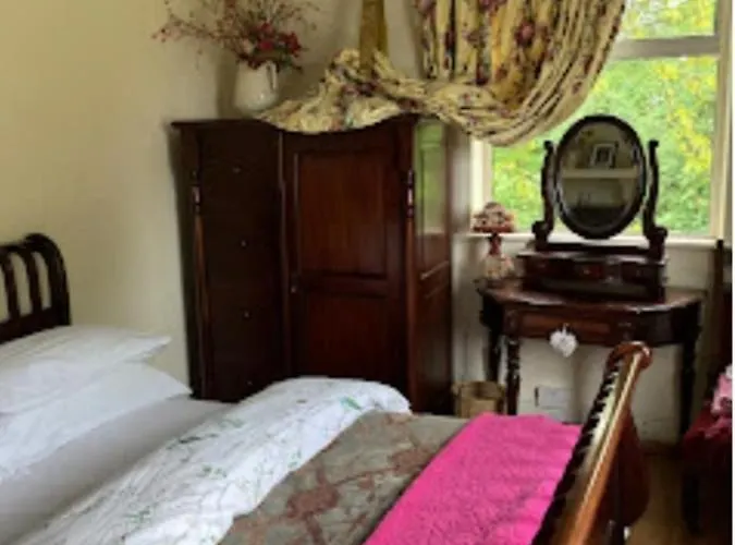 Budget Double Room In City